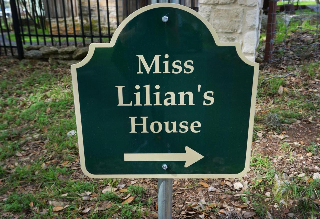 Miss Lilian'S House Vila Wimberley Exterior foto