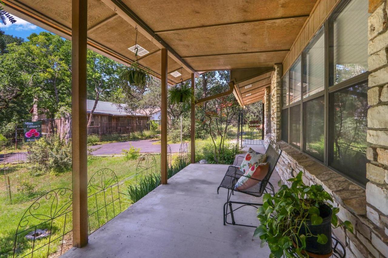 Miss Lilian'S House Vila Wimberley Exterior foto