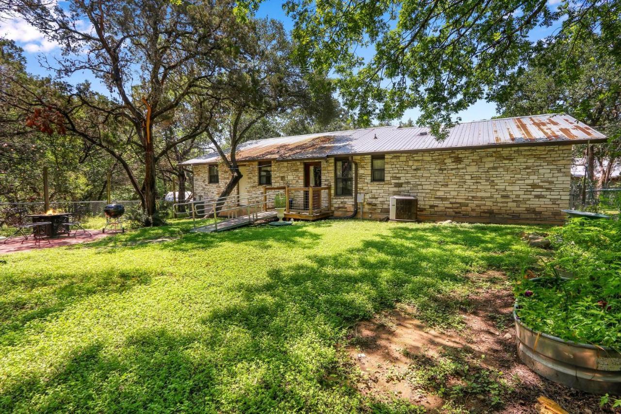 Miss Lilian'S House Vila Wimberley Exterior foto